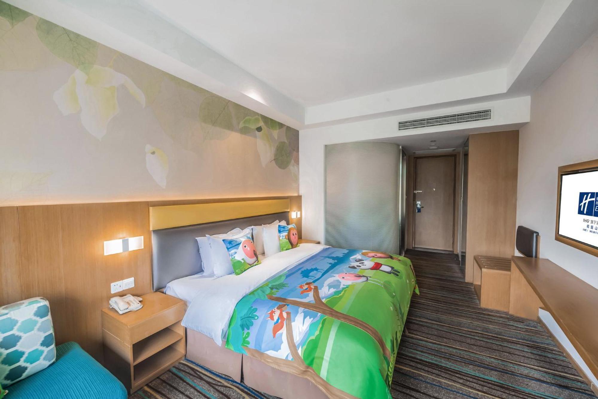 Holiday Inn Express Emei Mountain By Ihg Emeishan Exteriör bild