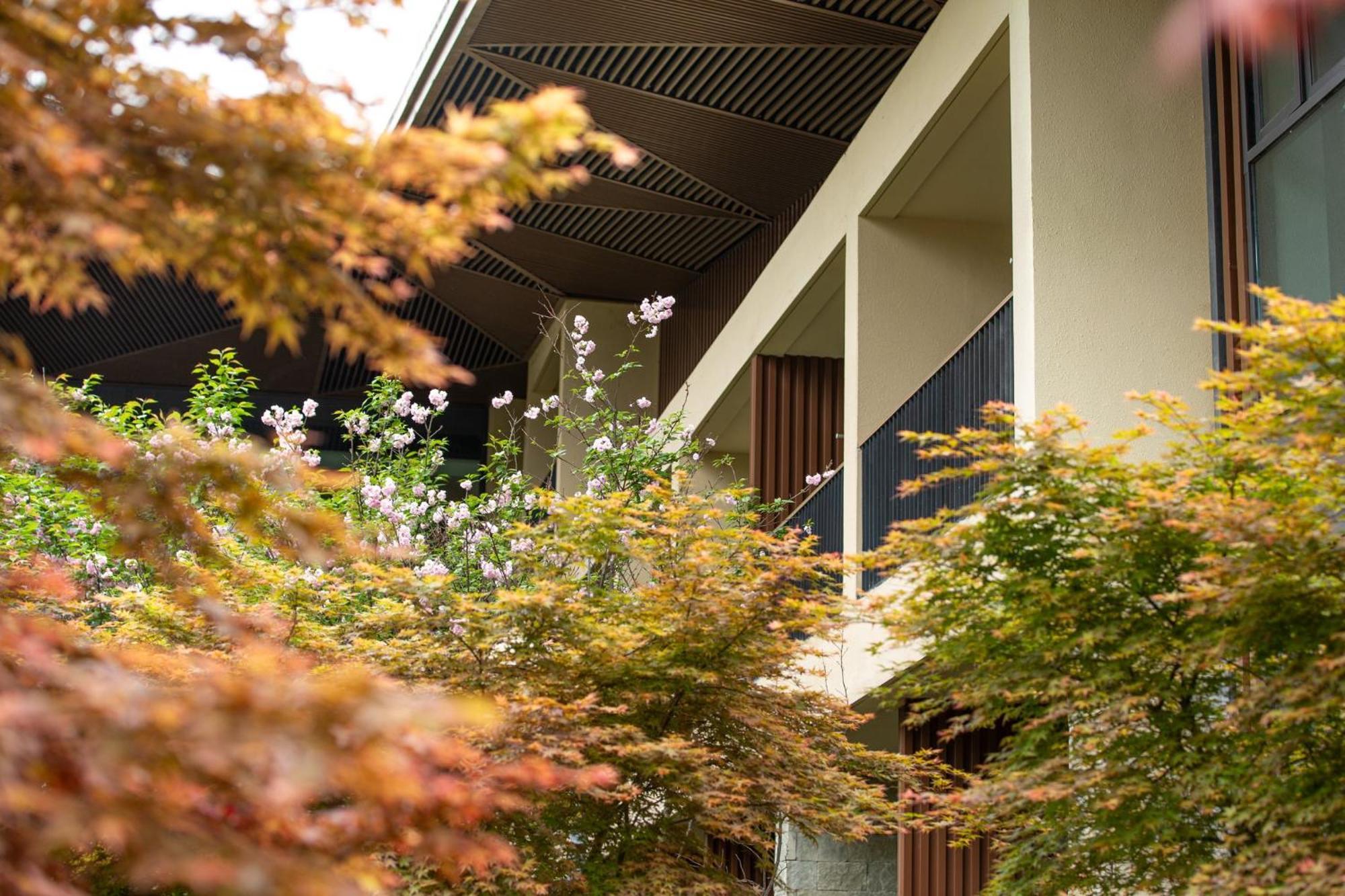 Holiday Inn Express Emei Mountain By Ihg Emeishan Exteriör bild