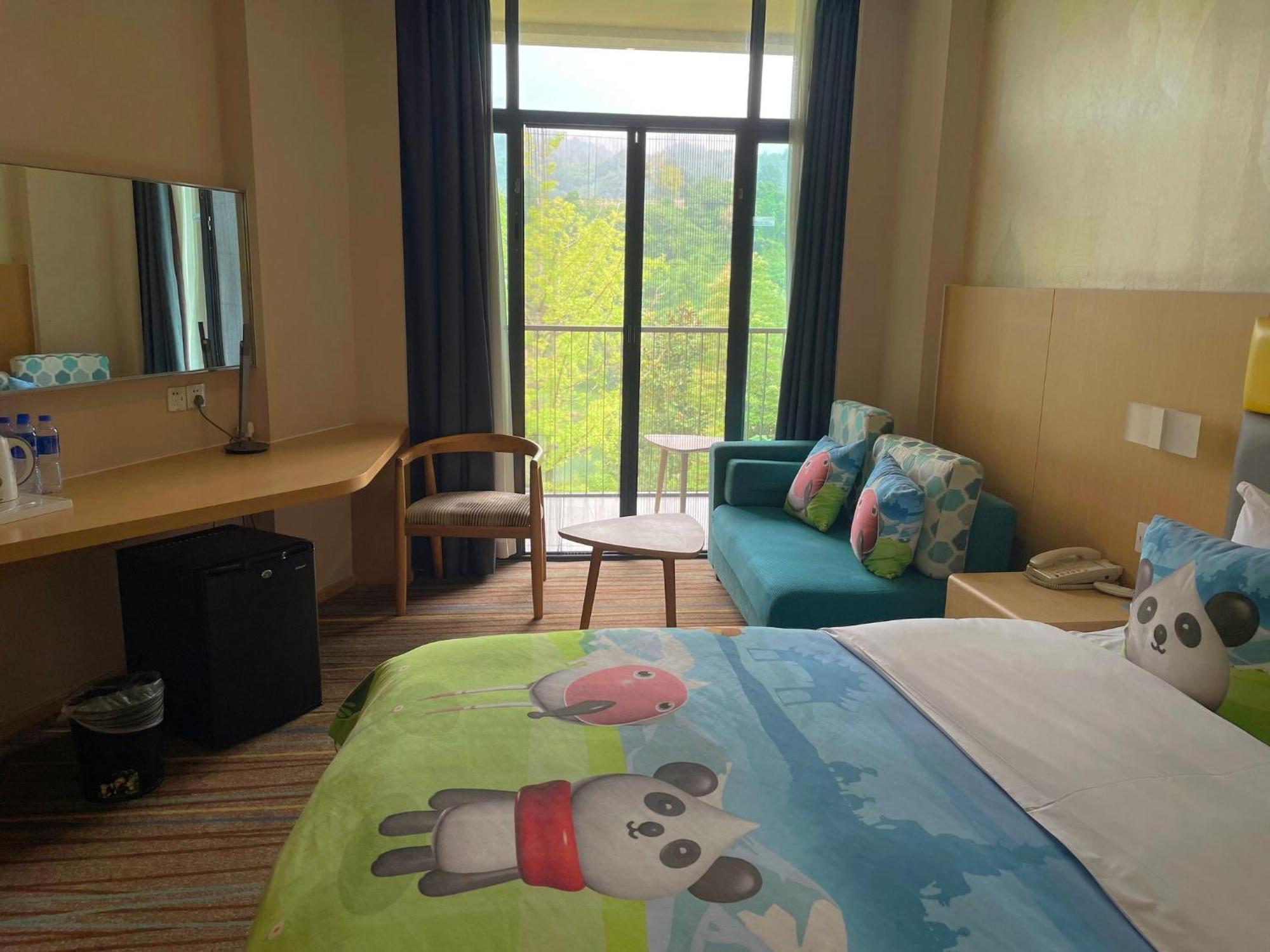 Holiday Inn Express Emei Mountain By Ihg Emeishan Exteriör bild