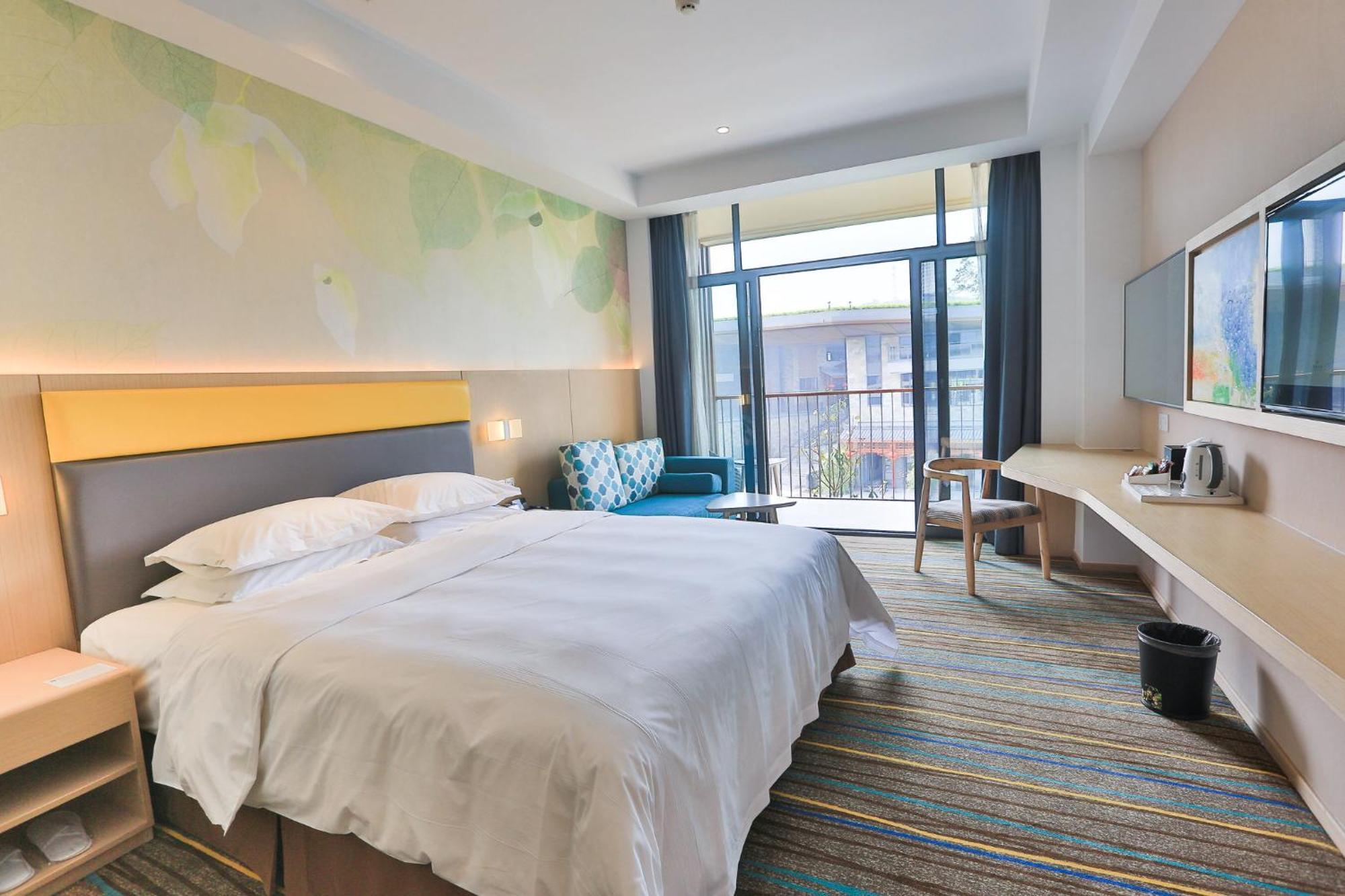 Holiday Inn Express Emei Mountain By Ihg Emeishan Exteriör bild